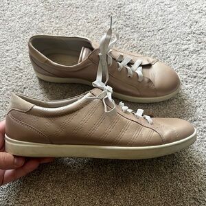 ECCO Leisure Tie Womens Size 42 Champagne Rose Gold Nappa Leather Sneakers